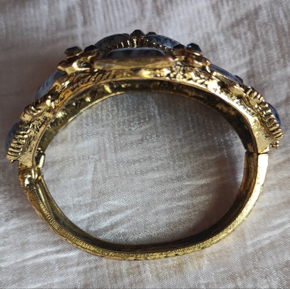 Huge Gold Tone Bangle Clamper Bracelet Glass Gray Mottled Square Stones Unsigned - Picture 6 of 12